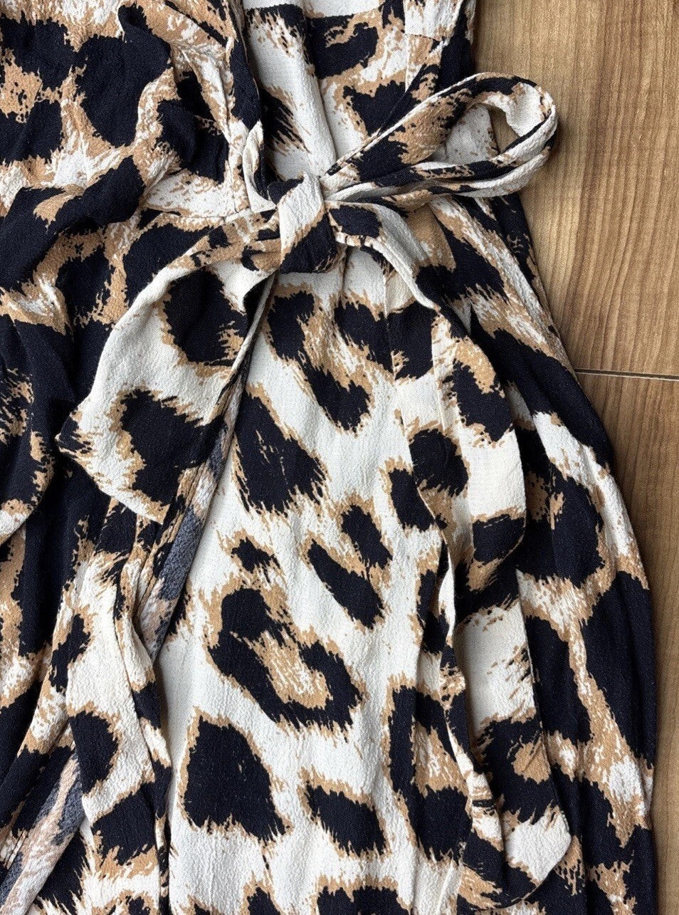 AWARE Vero Moda Eco Leopard Print Wrap Dress Size M