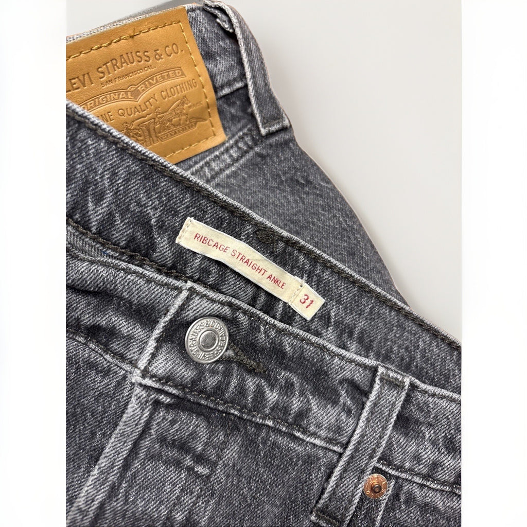 Levi's Premium Ribcage Straight Ankle Jeans - Cloud Over Was