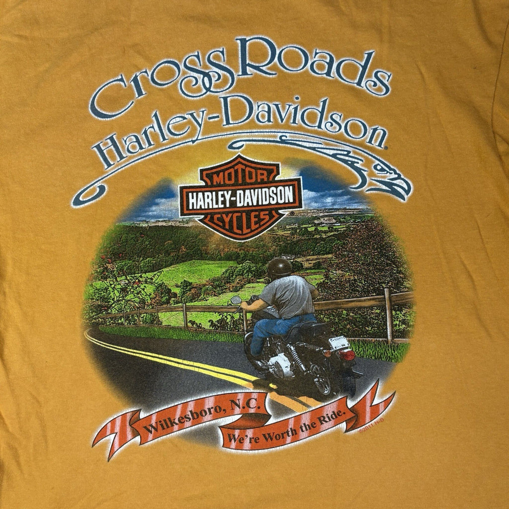 Vintage Harley-Davidson Wilkesboro NC T-Shirt Yellow Ladies'