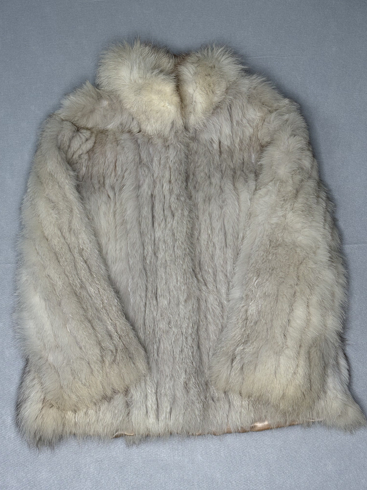 Luxurious Vintage Genuine Fox Fur Coat with Satin Lining - F