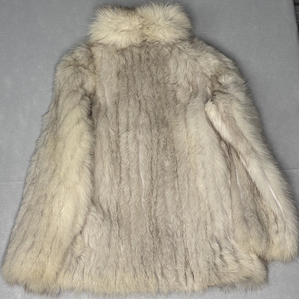 Luxurious Vintage Genuine Fox Fur Coat with Satin Lining - F
