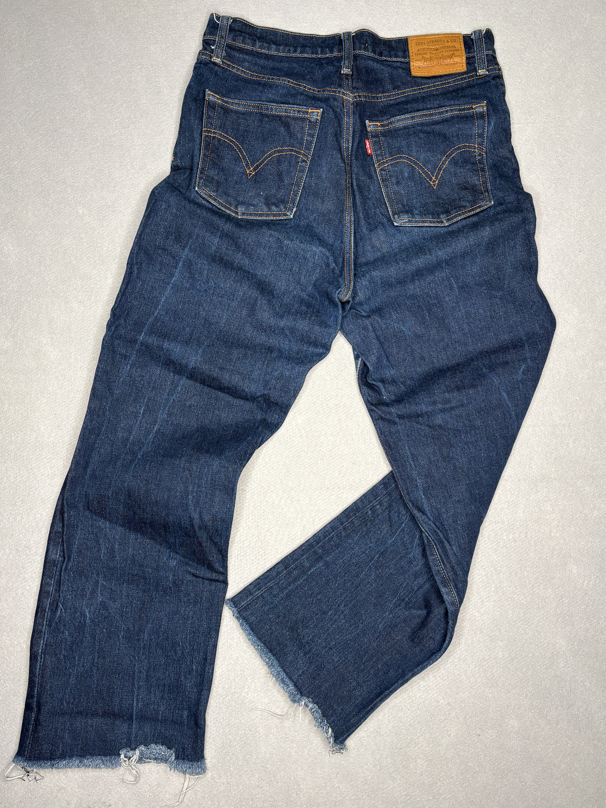 Levi's Premium Ribcage Straight Leg Jeans Size 30