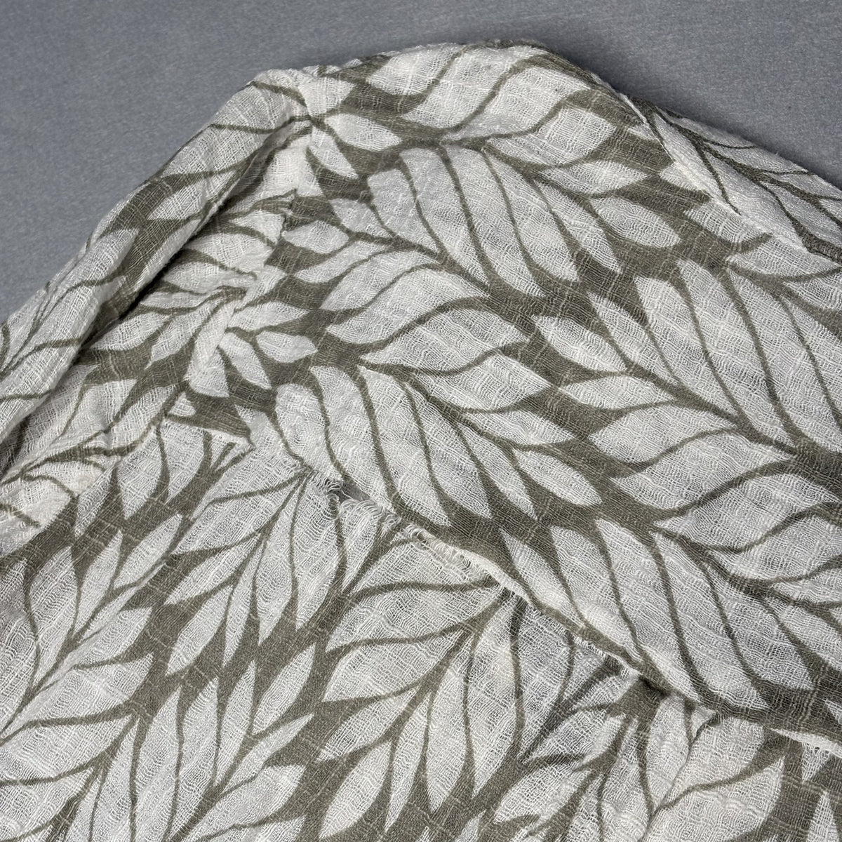 Charlie B Cotton Gauze Leaf Print 3/4 Sleeve Blouse TP/XS
