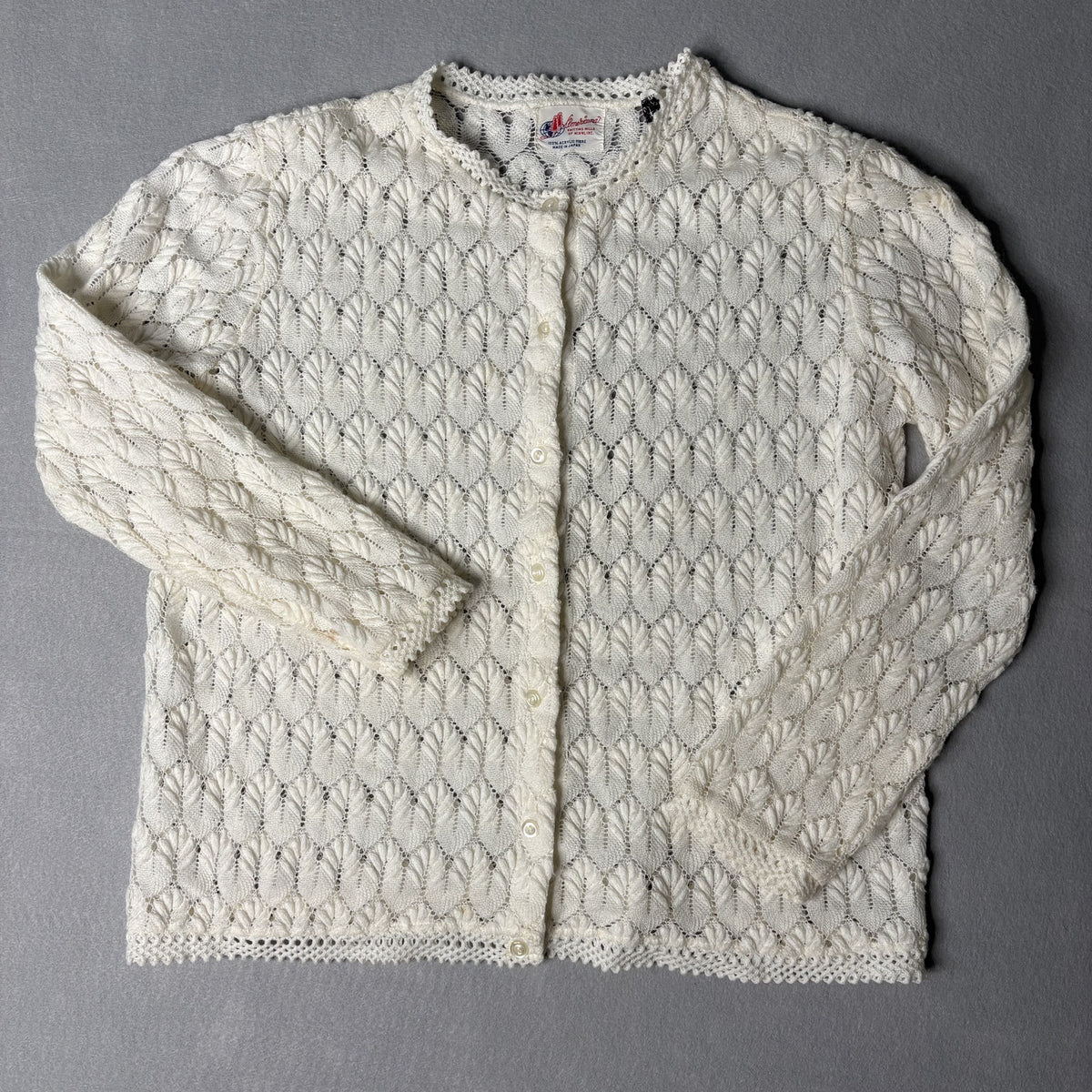 Vintage Americana Knit Cardigan Sweater Cream White