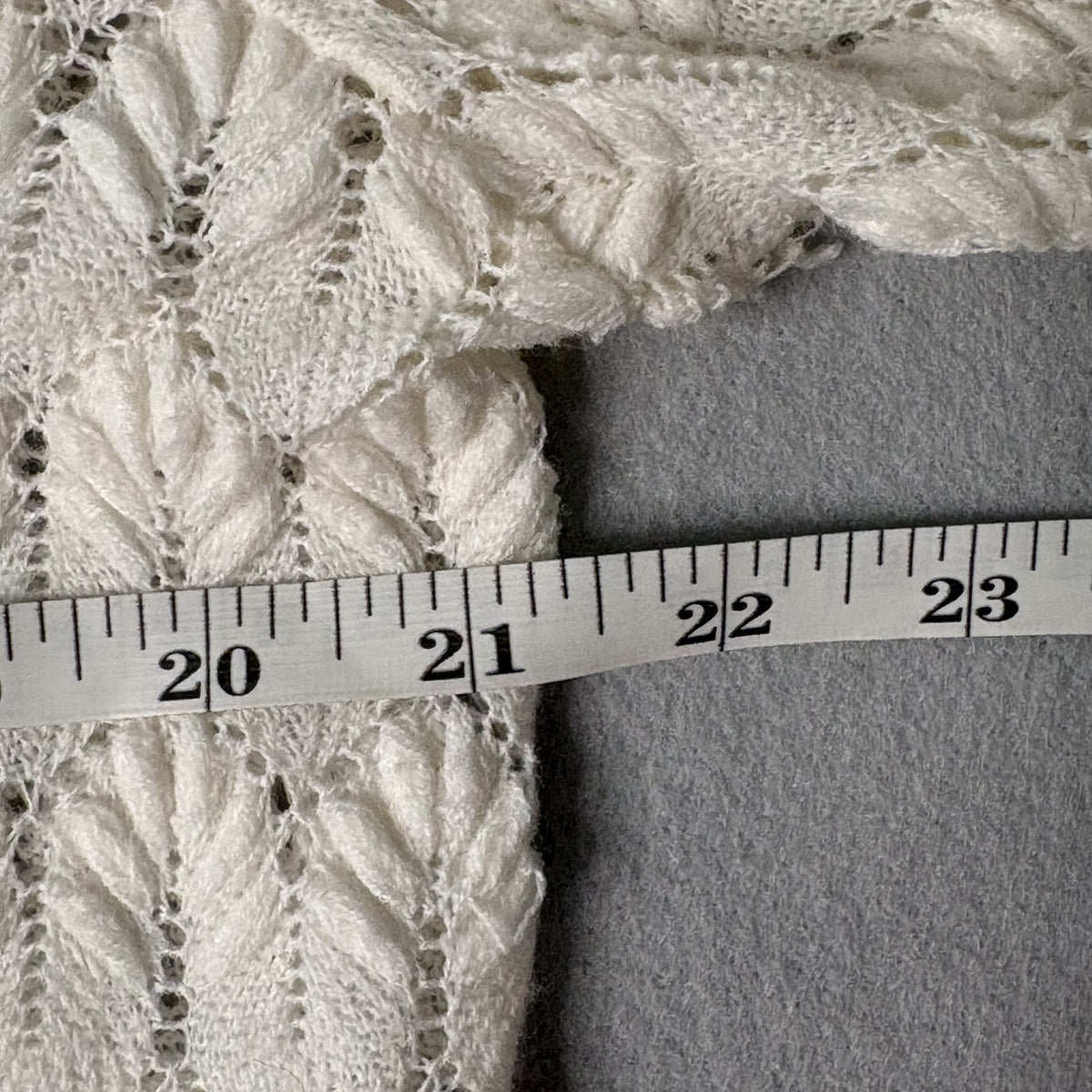 Vintage Americana Knit Cardigan Sweater Cream White