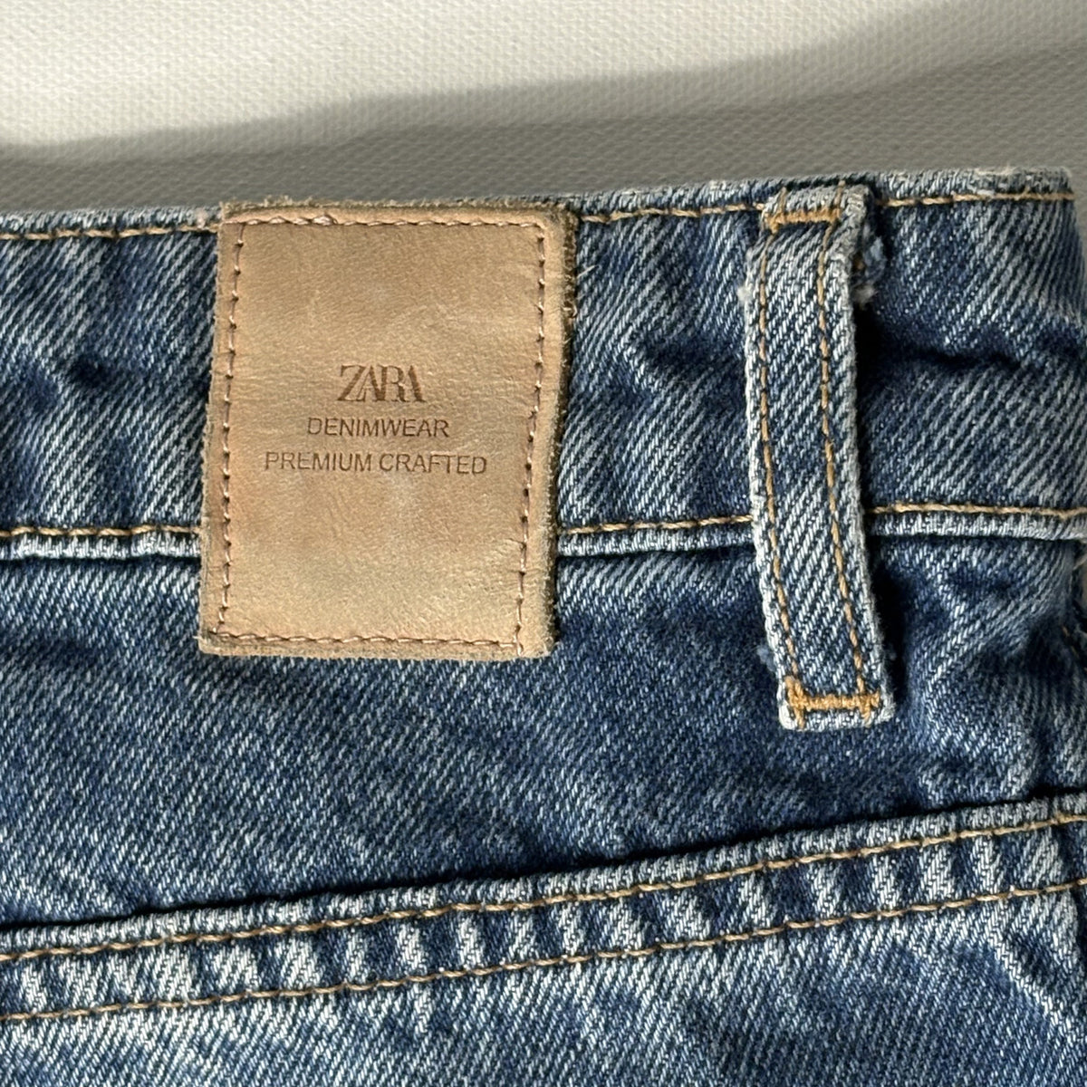 Zara Premium Crafted Distressed Blue Denim Jeans Size US 6