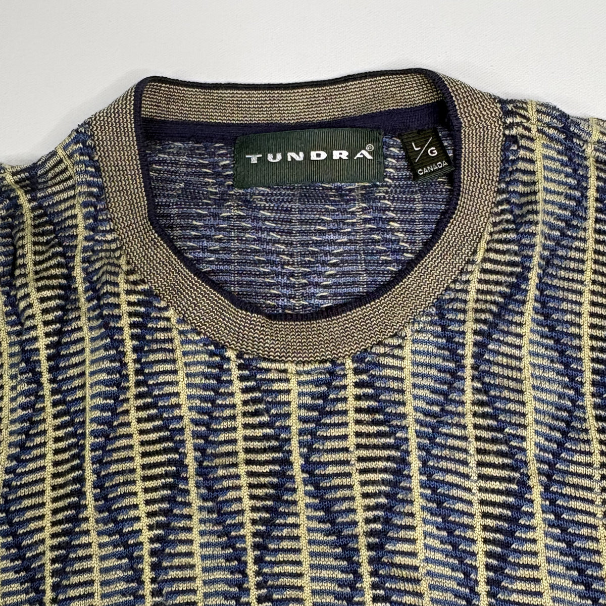 Vintage Tundra 3D Knit Coogi Style Sweater Mens