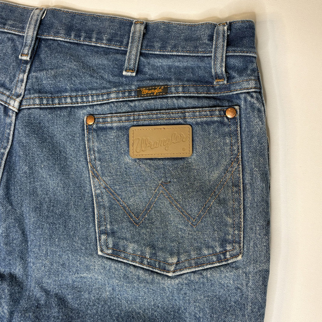 Distressed Wrangler Men's Blue Denim Jeans, 100% Cotton