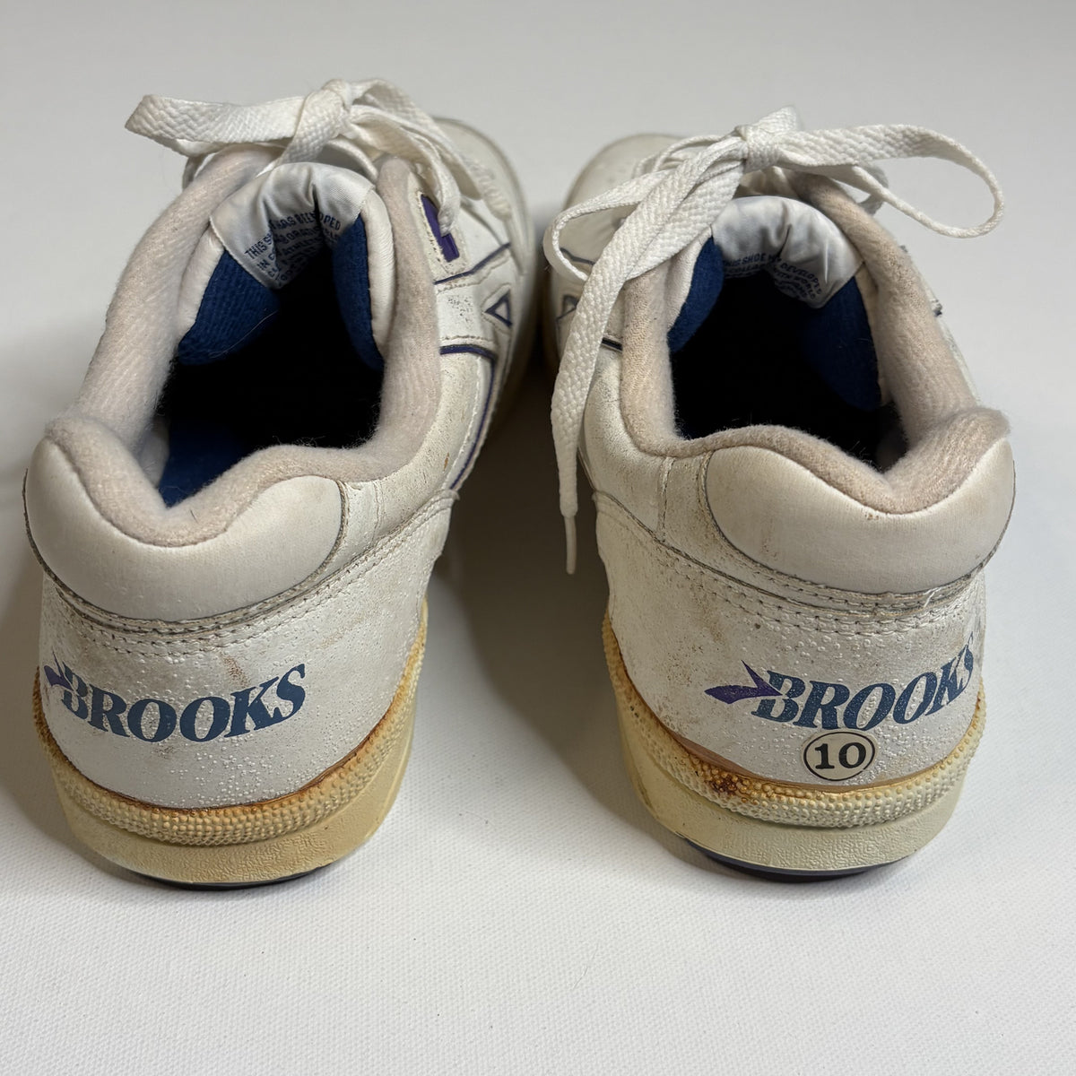 Vintage Brooks Team Brooks Leather Sneakers White Korea 10