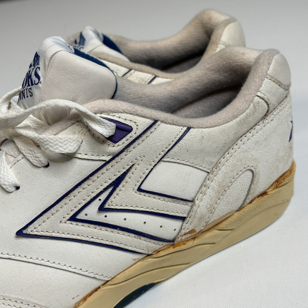 Vintage Brooks Team Brooks Leather Sneakers White Korea 10
