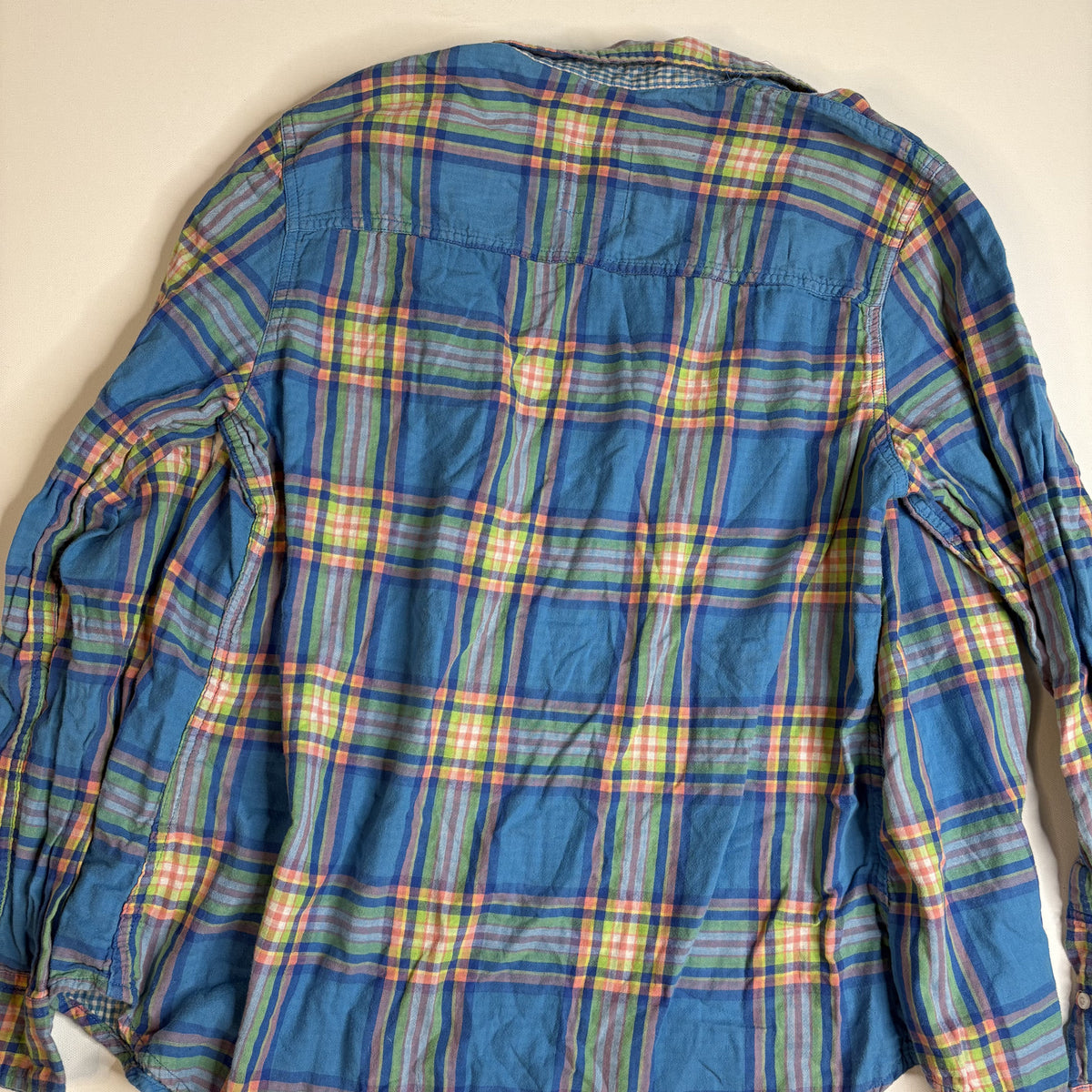 Hollister Men's Blue Plaid Button-Up Shirt Size Large