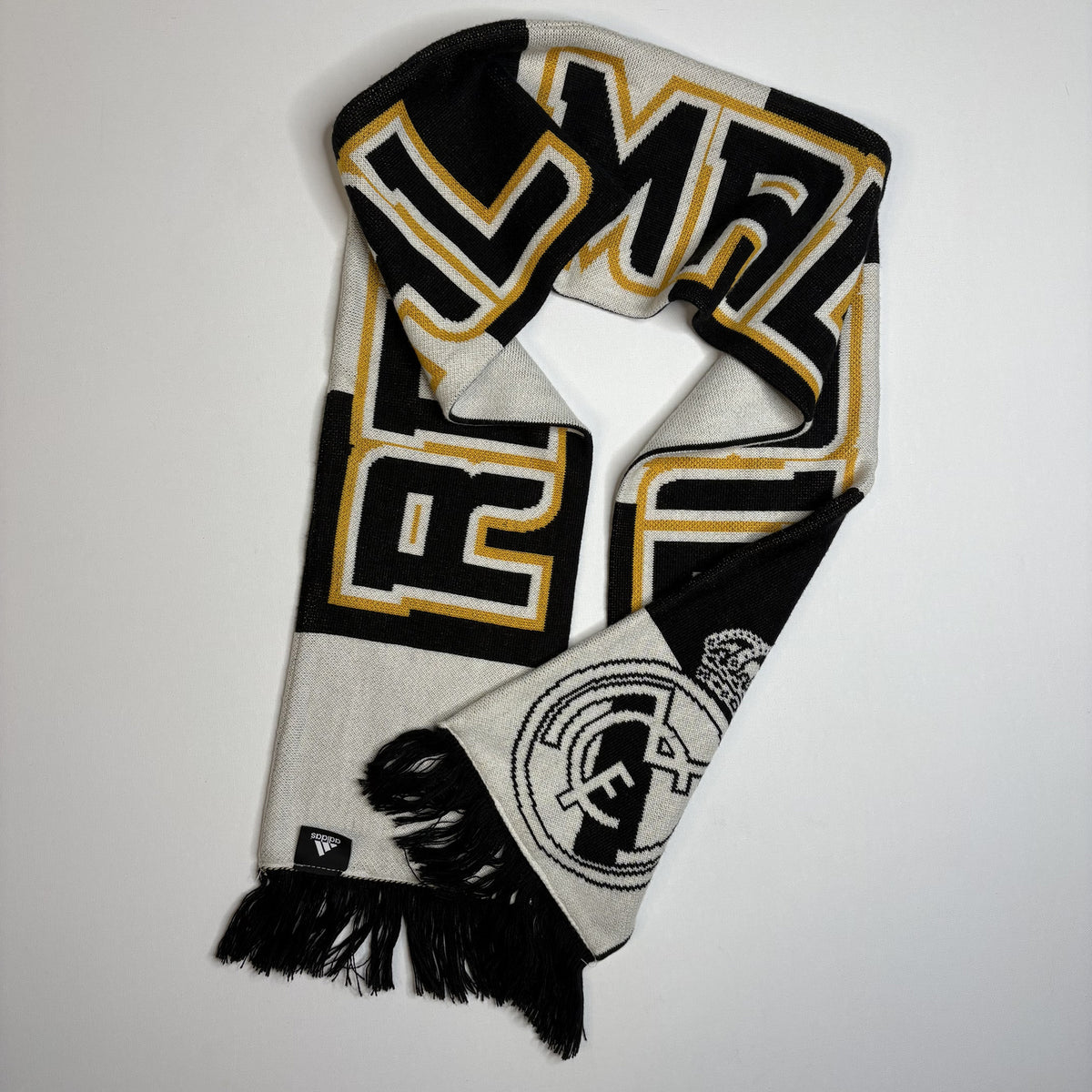 Adidas Real Madrid CF Soccer Fan Scarf White Gold Knit RMCF