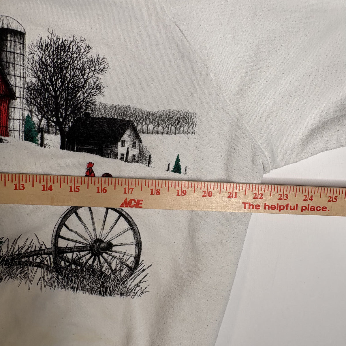 Vintage Hanes Activewear Barn Graphic Crewneck Sweatshirt XL