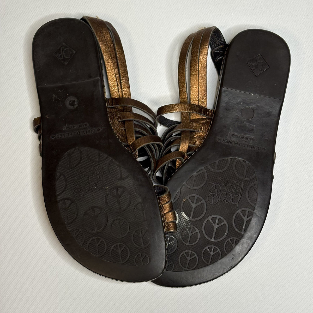 Donald J Pliner Bronze Metallic Strappy Sandals Italian Made