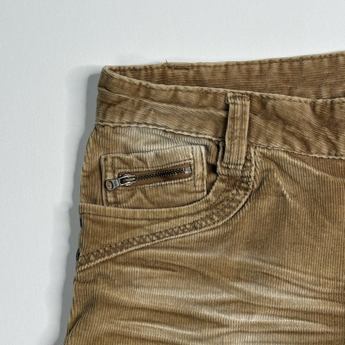 Vintage Y2K Truce Brown Corduroy Low Rise Shorts 13