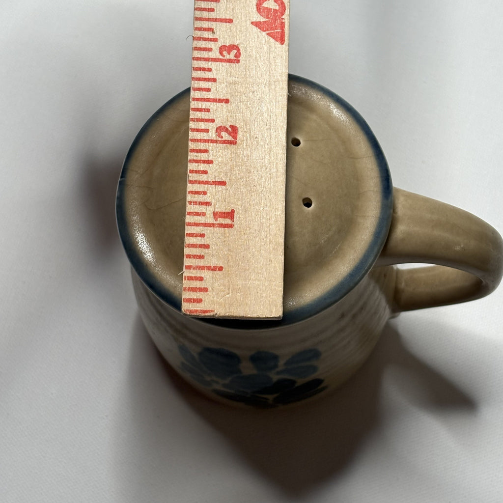 Vintage Pfaltzgraff Folk Art Stoneware Spice Shaker 056