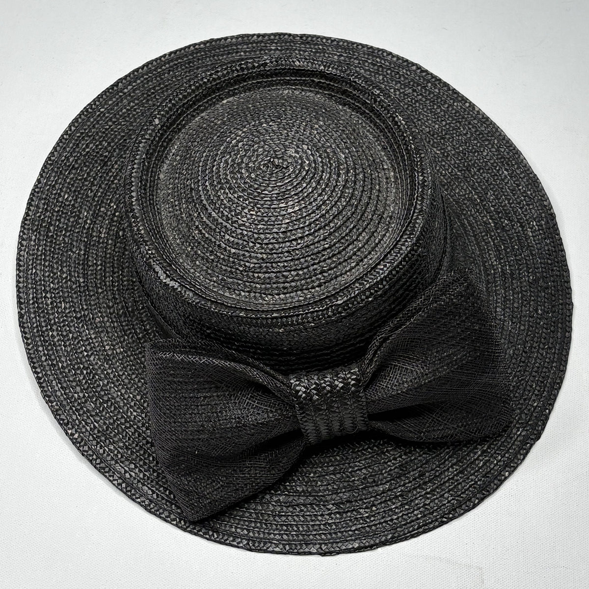 Betmar New York Vintage Black Woven Straw Bow Sun Hat