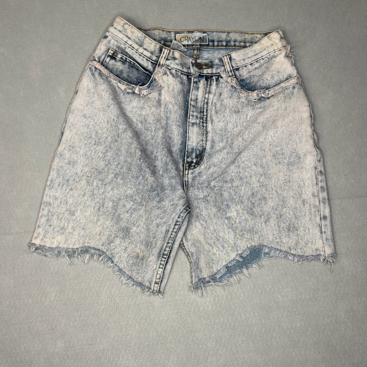 Vintage Crayon Acid Wash Denim Shorts Size 11/28 with Frayed