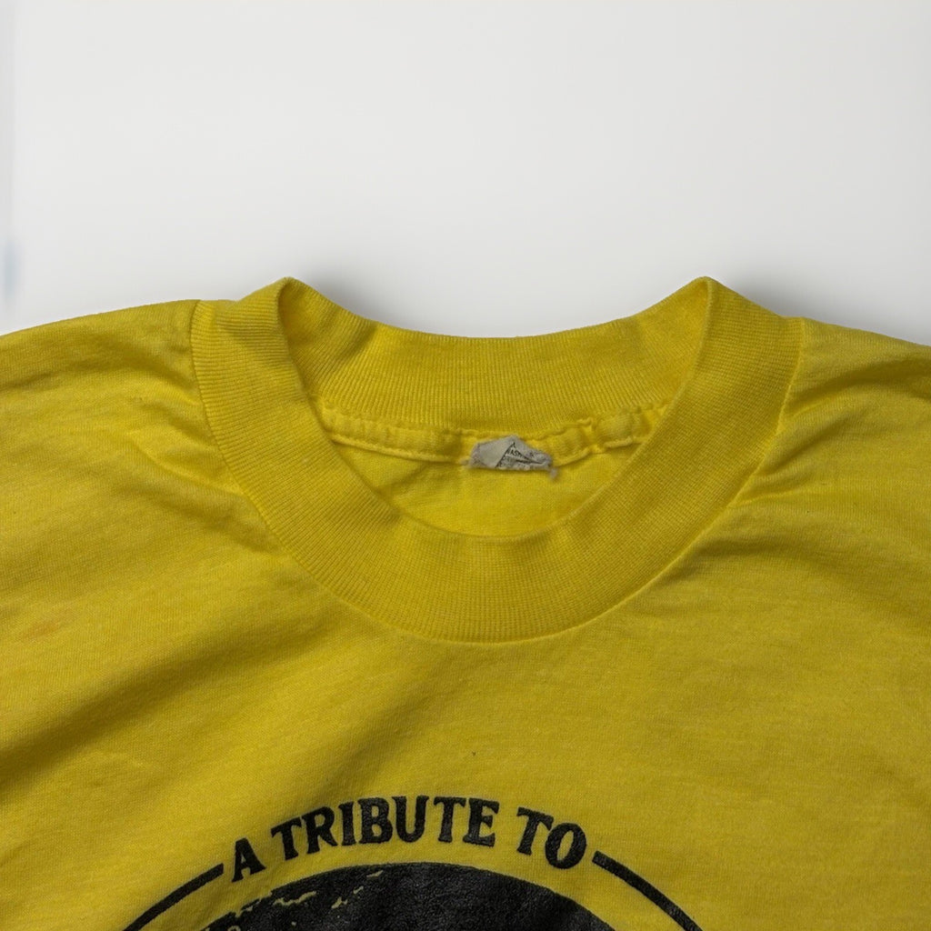 Authentic Vintage 1980s Screen Stars 'A Tribute to Elvis' T‑