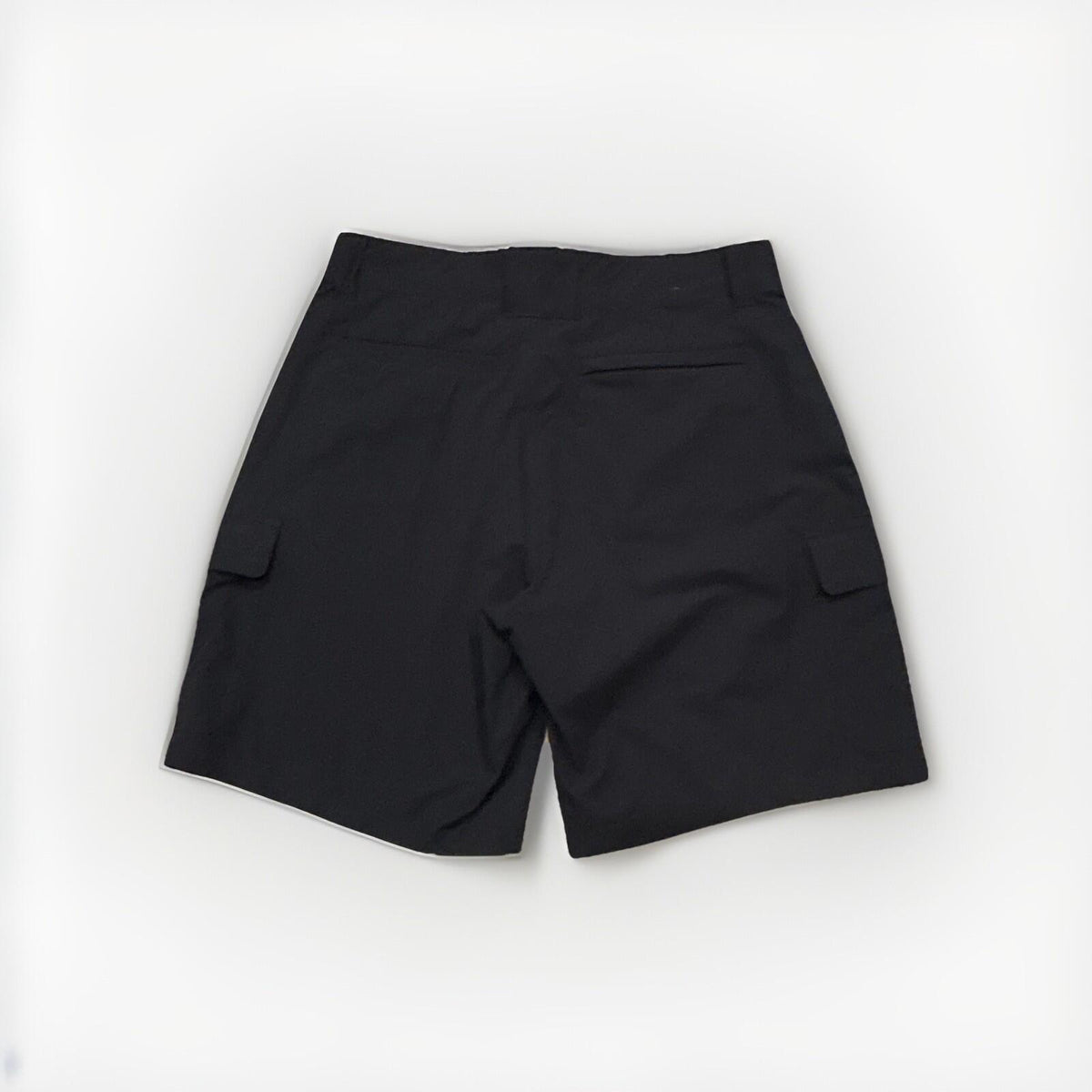 Orvis Black Cargo Shorts Men's Size 32 9" Inseam