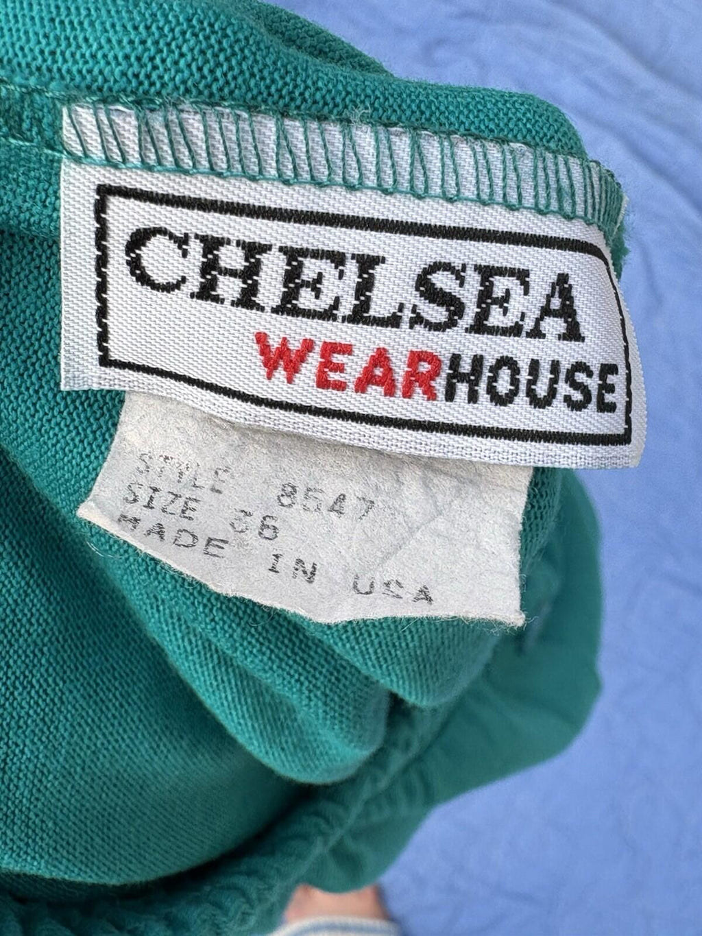 Chelsea Wearhouse Women's Green A-Line Midi Skirt Button-Tab