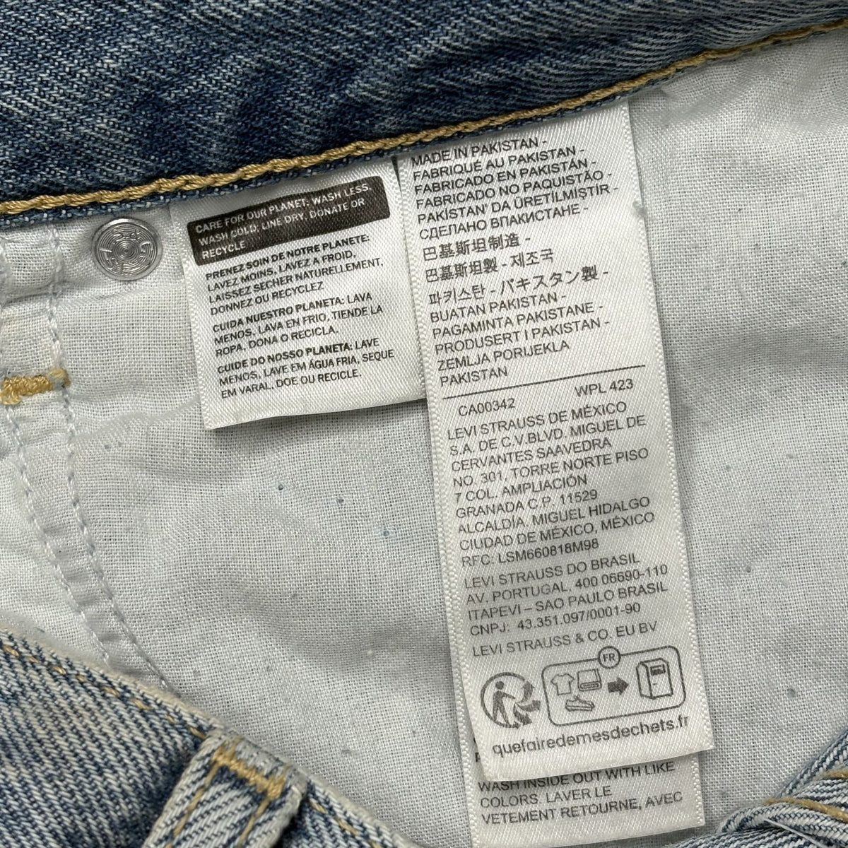 Vintage Levi’s 501 Cutoff Denim Shorts Light Wash
