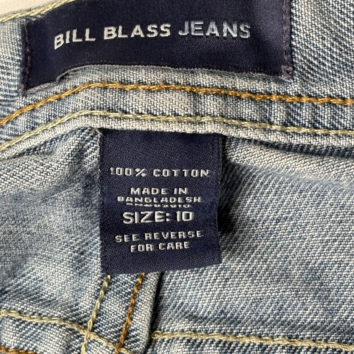 Bill Blass Jeans Classic Blue Denim Shorts Size 10