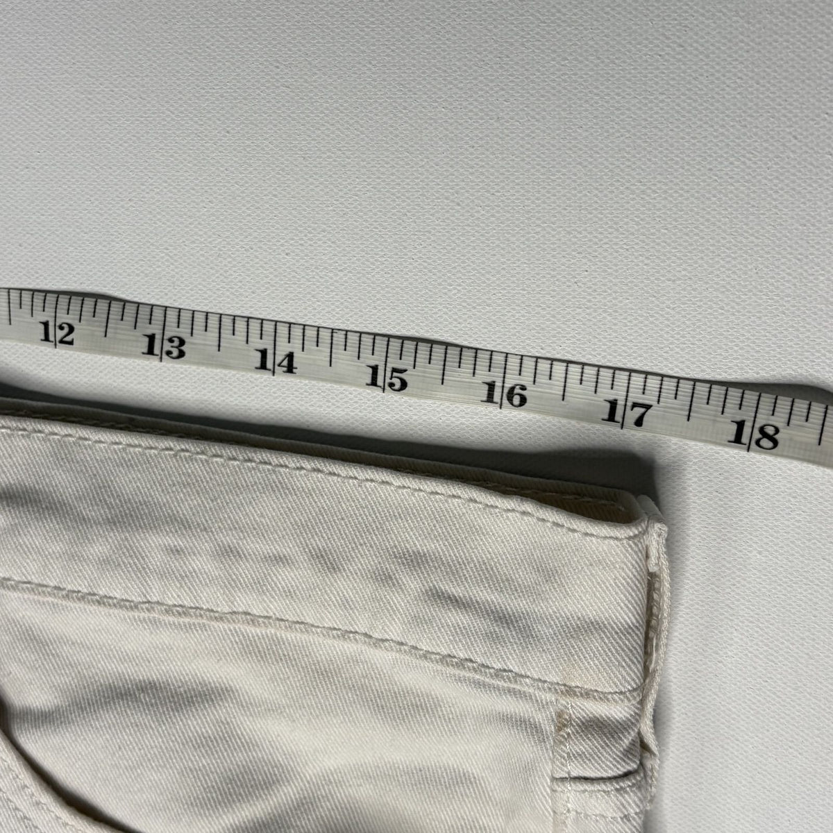 Levi's 514 White Denim Cutoff Shorts Size 34 Frayed