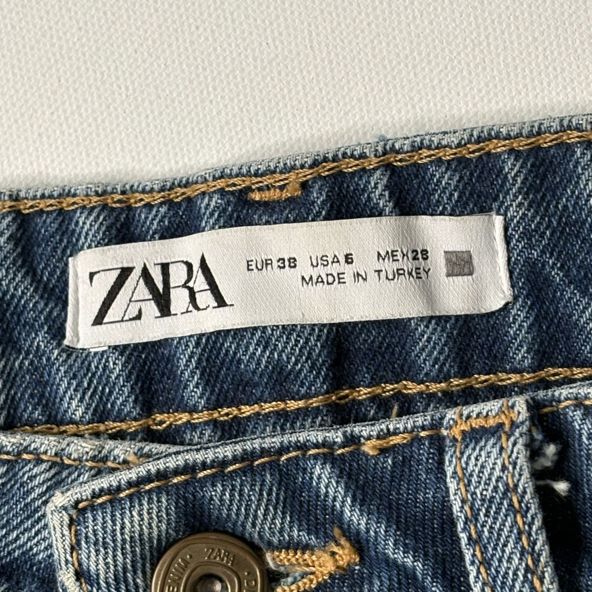 Zara Premium Crafted Distressed Blue Denim Jeans Size US 6