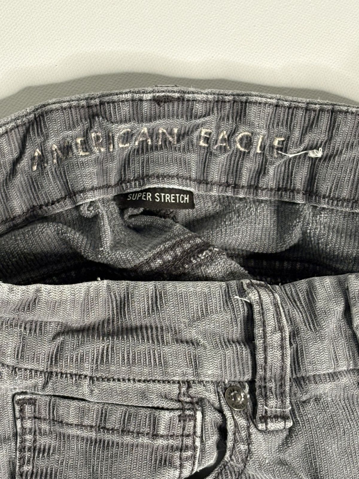 American Eagle Gray High-Rise Skinny Jeans - Size 4 Long