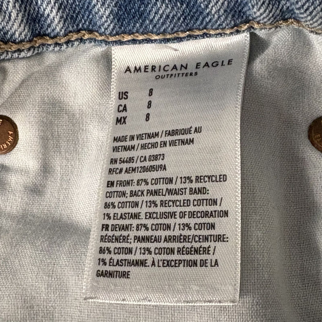 American Eagle Light Wash Denim Shorts Size 8