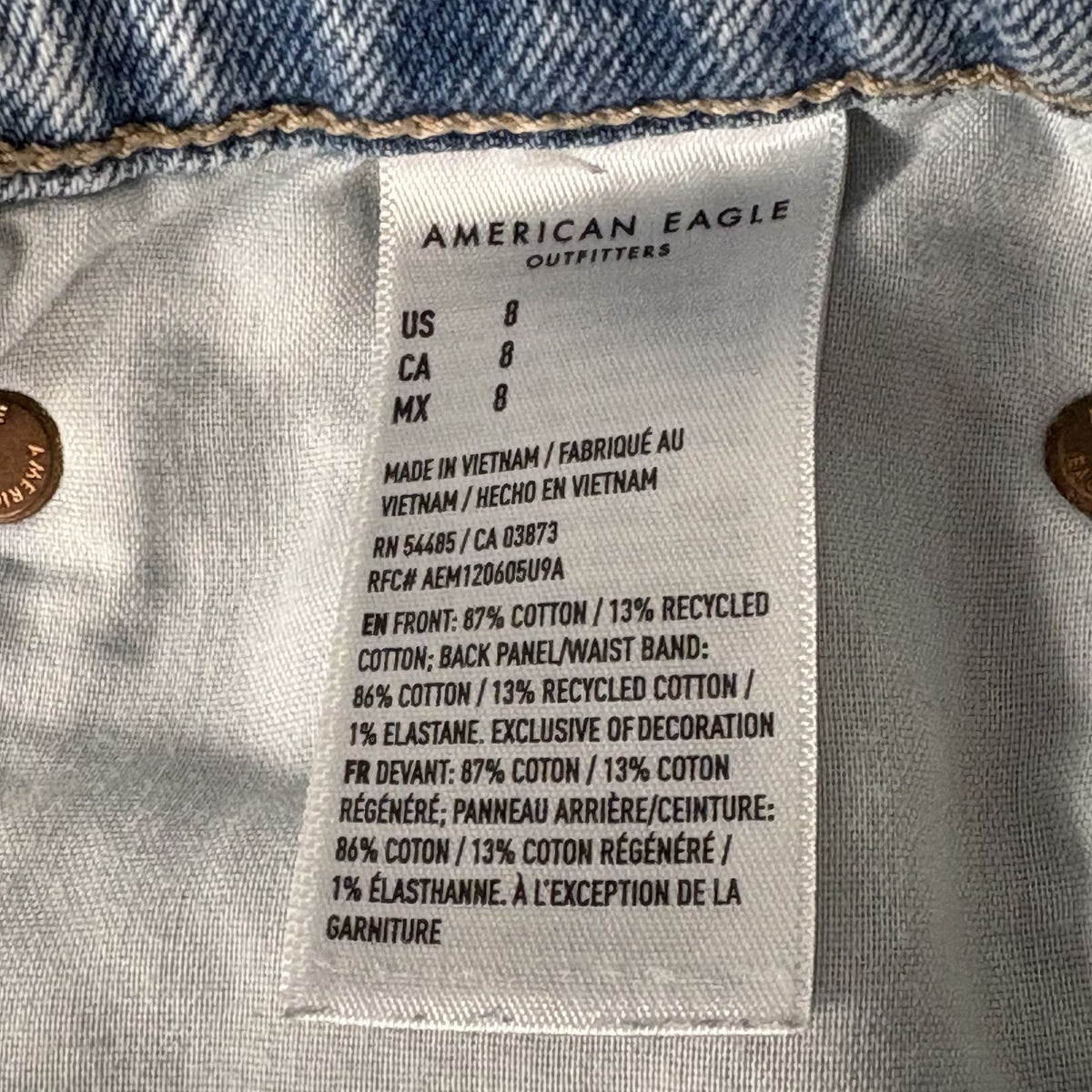 American Eagle Light Wash Denim Shorts Size 8